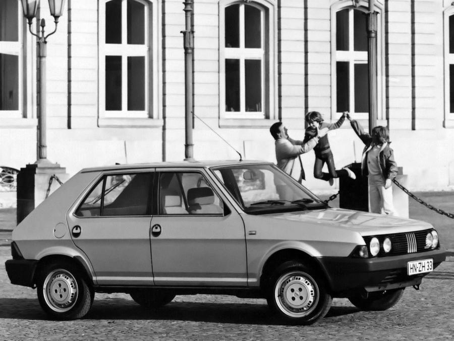  Fiat Ritmo 5-Door 1982 года  (фото 1 из 1)